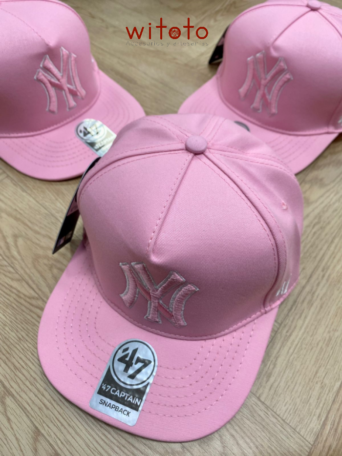 GORRA PLANA YANKEES ROSADA